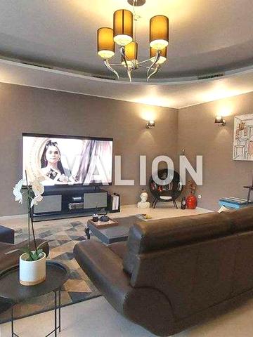 Продаж 4к квартири з ремонтом і меблями Дмитрівська 56Б Шевченківський