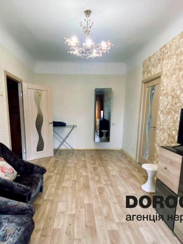 Печерський узвіз, 17