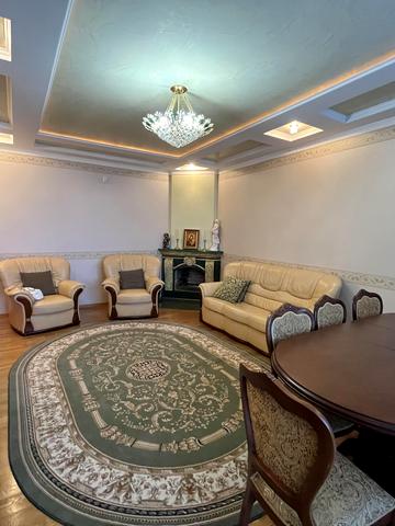 Залізнична вул., 3