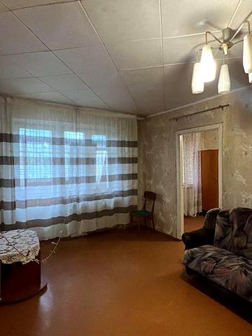 3 кімн. 173 квартал Єдуарда Фукса середина будинку.