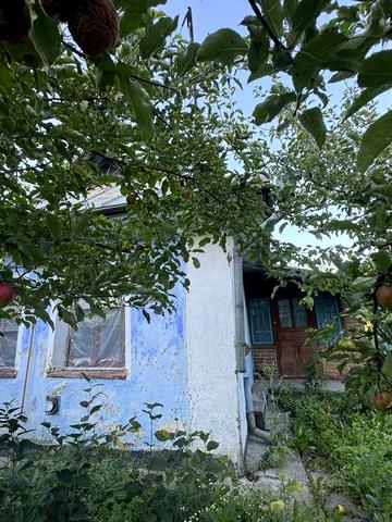 Продам буд. з виходом до ставу Чорний Острів 20 км. Від Хмельницького
