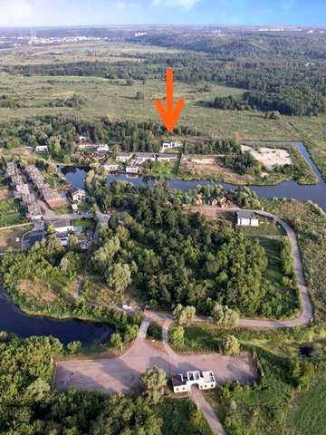 Сучасний котедж у  містечку “Azimut River Club” – басейн, річка, парк