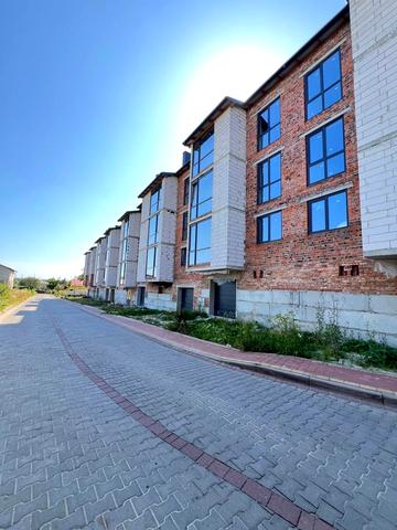 Пилипа Орлика вул., 51