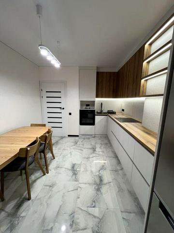 Здається 2 кім квартира в жк От Кутюр Струмівка