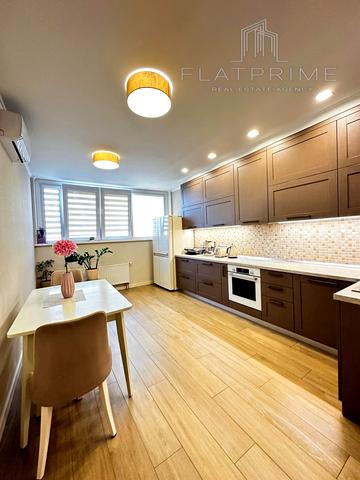 Сергія Данченка вул., 32-А