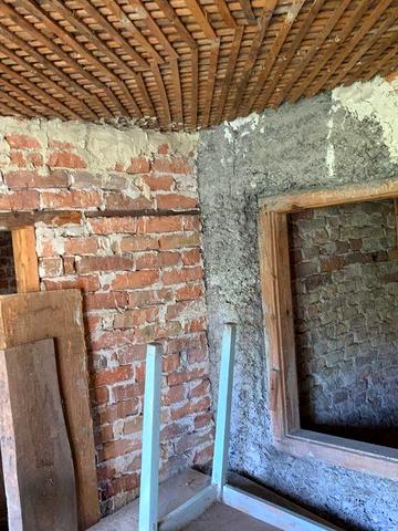 Незакінчений будинок