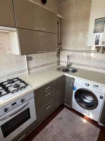 Науки просп. (Гагаріна), 99