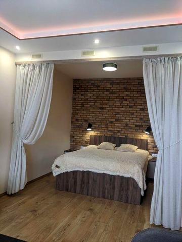 Оренда 1 кім. квартири студії. Метро Нивки. Вул. Олександрівська 1.