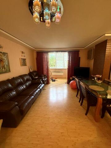 Продам 3-ком кв Центр города