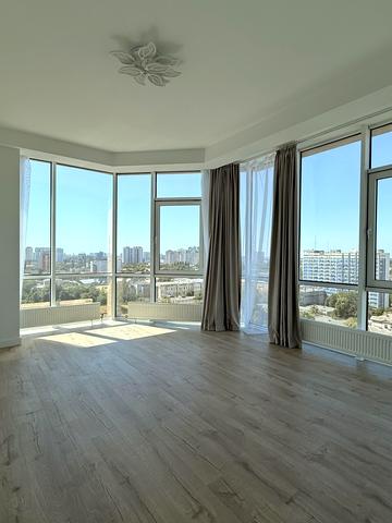 Італійський бульв., 1В