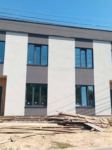 Центральна вул., 11с