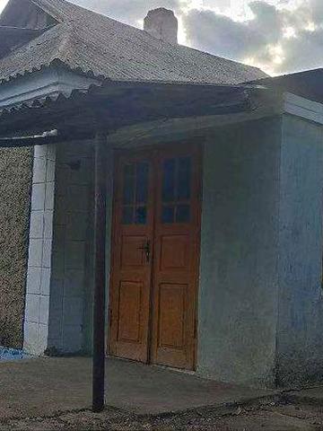 Продам половину будинку  + літня кухня (2 кімнати)