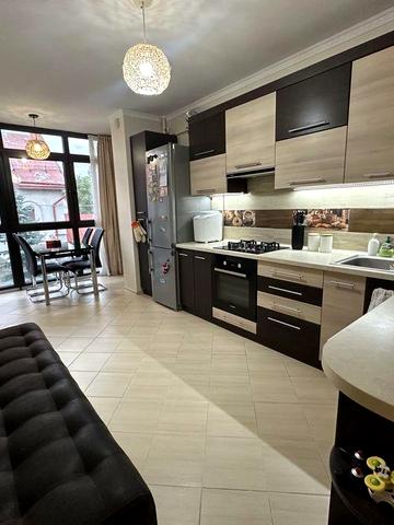 Оренда 3-кімнатна квартира в малоквартирній новобудові поряд з парком