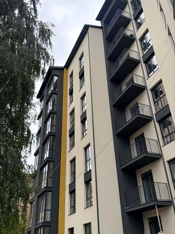 Продаж 2-3х кімнатний квартир в м.Коломия(будинок зданий в експл.)