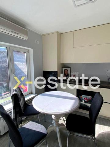 Мала Панасівська вул., 56