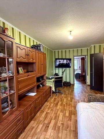 Фосфорна вул., 15