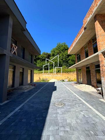 За Мостом вул., 7