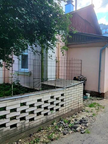 Довженка вул.