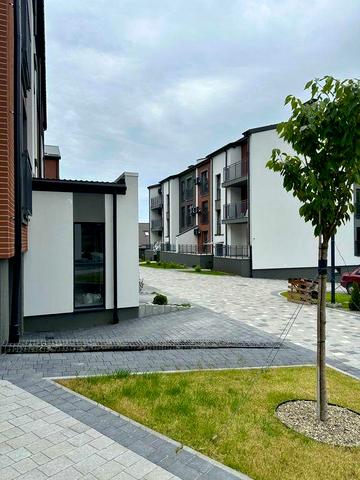 Продаж 1 кімнатна 43 мкв  Винники 2 поверх секція 5 ЖК Вілла Швейцарія