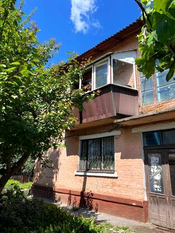 Продам трикімнатну квартиру (не здається)