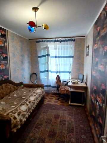Продаю 4х кімн квартиру Космонавтів, зуп Смазочні