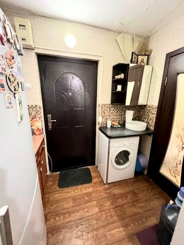 Стадіонний проїзд, 12