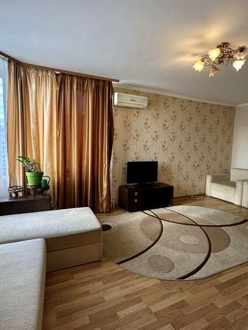 1 кімнатна квартира. Дарницький район. Вул. Драгоманова, 6а