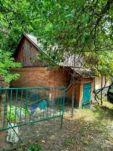 Продам будинок в затишному тихому селi