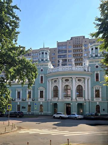 Михайла Омеляновича-Павленка вул. (Суворова), 11