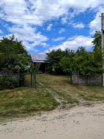 Продається будинок з господарськими спорудами та паєм с.Смолин