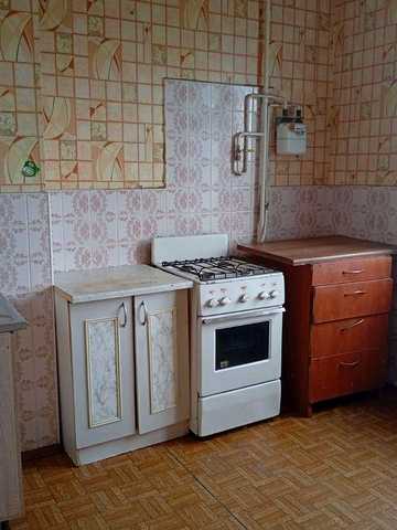 Продається 1-кімнатна квартира в м. Фастів.