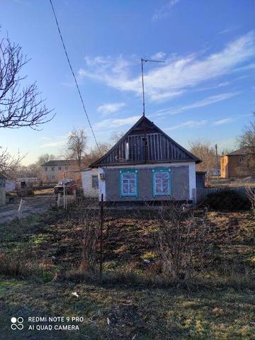 Продам дом  селі Новопокровка з газом