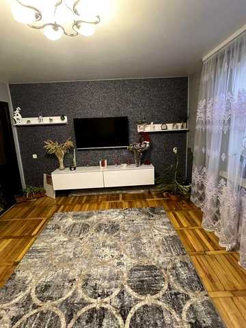 Продаж 4-х кімнатної квартири