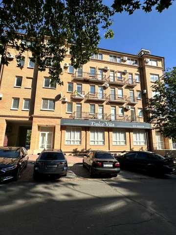 Продам 4х к.кв в новом сданном доме в центре города, ул. Никольская