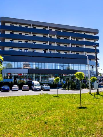 Лесі Українки вул., 21