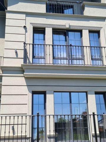 Будинок у центрі Чернівців, район О. Кобилянської