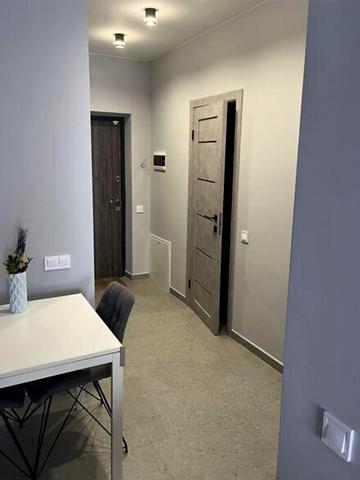 Миколи Пимоненка вул. (), 7