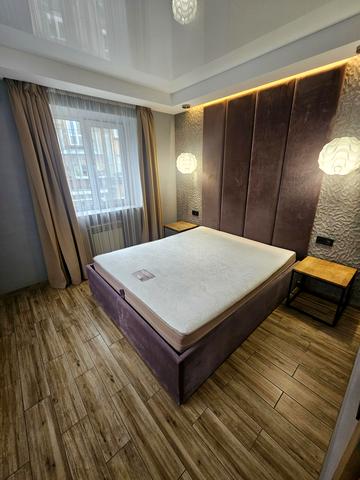 Мечникова вул. (Кловський), 8