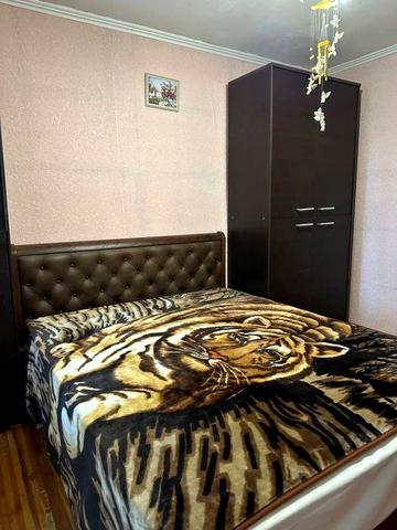 Оренда трикімнатної квартири на Урожаї. Литвиненко. Медичний університ