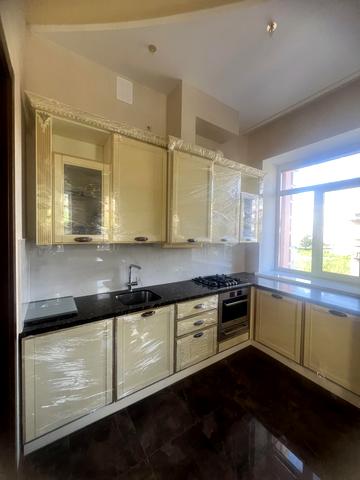 Євгенія Єніна вул. (Бакуліна), 13