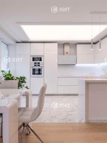 Героїв Харкова просп. (Московський), 124/7