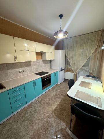 Лобачевського пров., 7