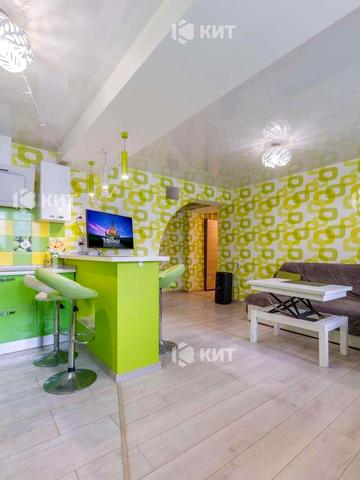 Яни Червоної вул., 9а