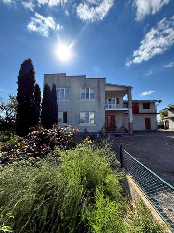 Берестецька, 190