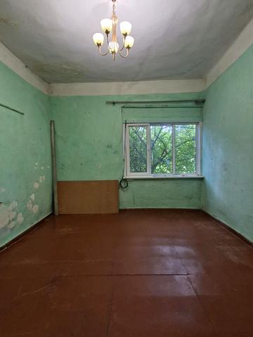 Хлібна вул., 1