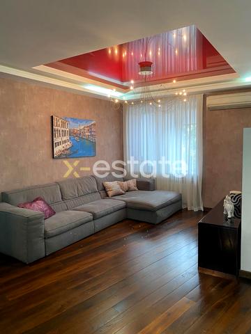 Мистецтв вул. (Червонопрапорна), 7/9