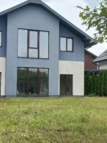 Стрілецька вул., 17