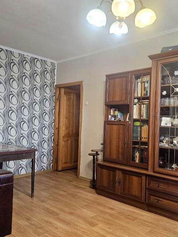 Амосова вул. (Корчагінців), 13