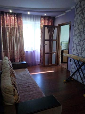 Продаж 3-х кімнатна квартира Пустомити з індивідуальним опаленням.