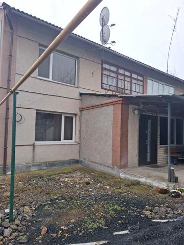 Продається квартира(частина будинку)смт.Кирнасівка,Вінницька область.